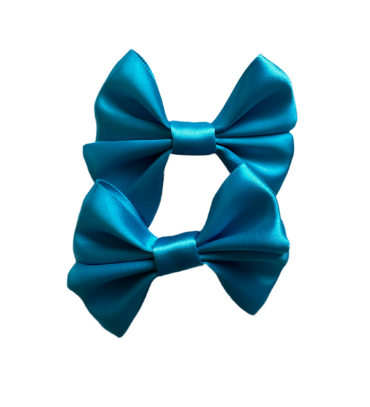 Sky blue bow clip pair